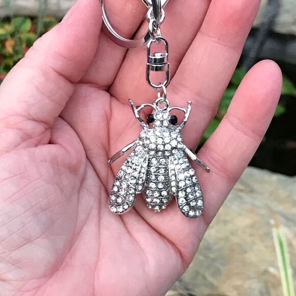 Austrian Crystal Bee Keychain - Picture 2 of 7